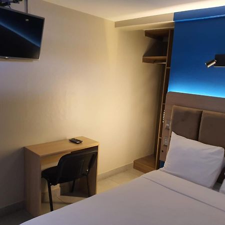 Hotel Residencial Alfa Lima Eksteriør billede