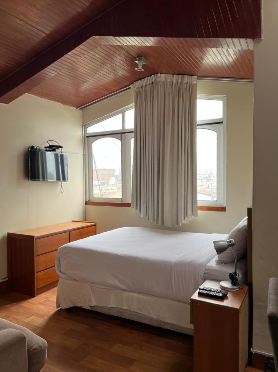 Hotel Residencial Alfa Lima Eksteriør billede