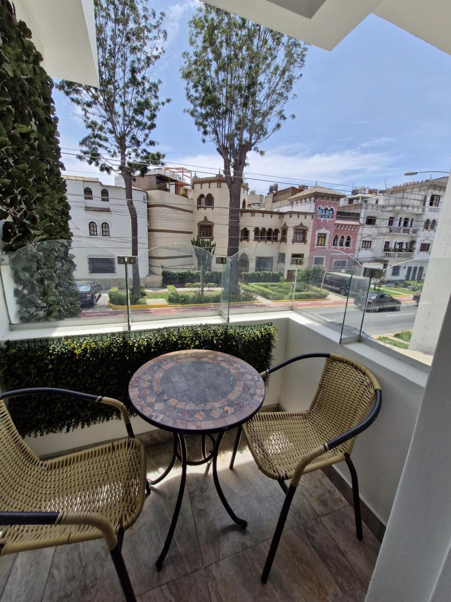 Hotel Residencial Alfa Lima Eksteriør billede