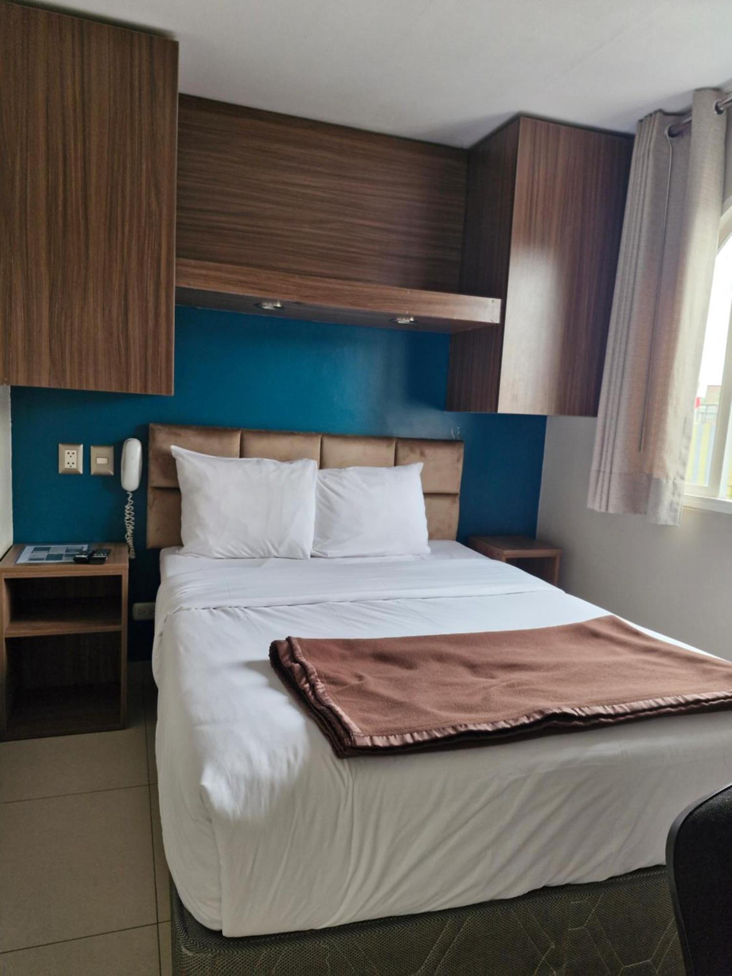 Hotel Residencial Alfa Lima Eksteriør billede